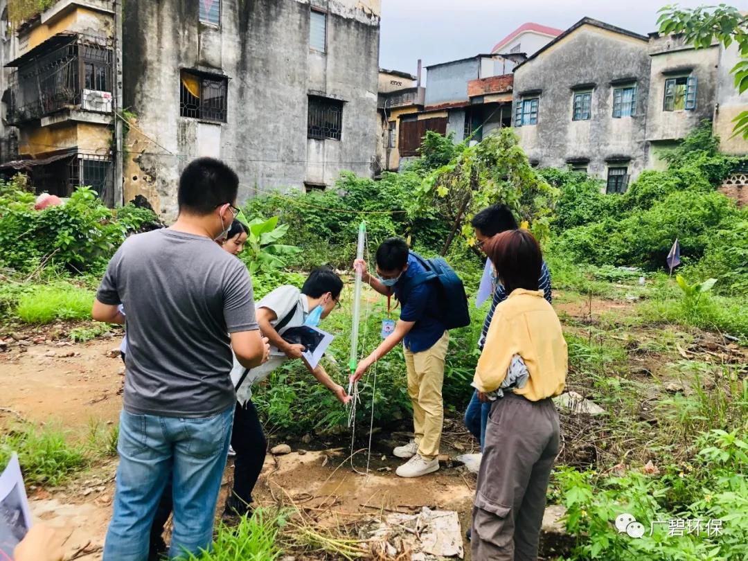 廣碧環保《容桂街道容新居委會德勝路40號地塊土壤污染狀況初步調查報告》通過評審(圖1) 廣碧環保《容桂街道容新居委會德勝路40號地塊土壤污染狀況初步調查報告》通過評審(圖1)